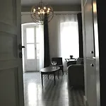 Апартаменты Odda Apart Cukurcuma Стамбул